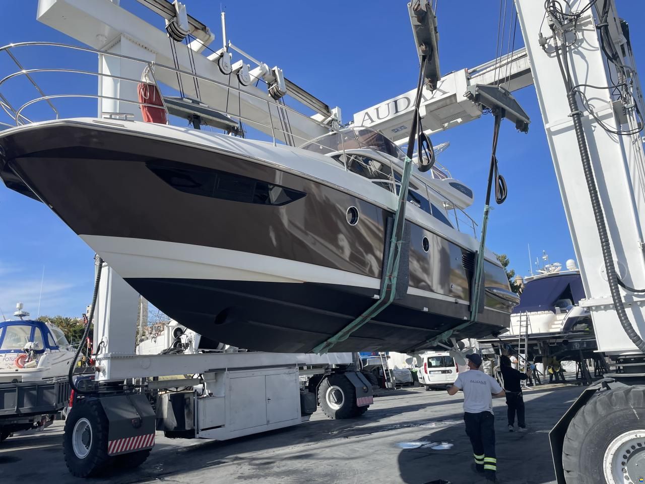 Azimut 38 Fly