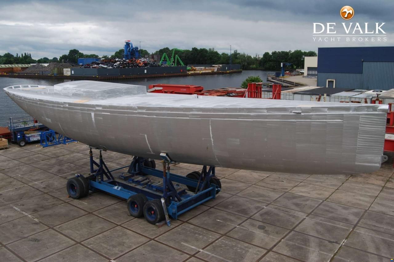 Hoek Pilot Cutter 77