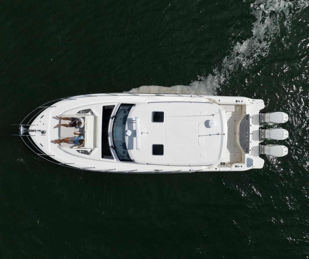 Boston Whaler 405 Conquest