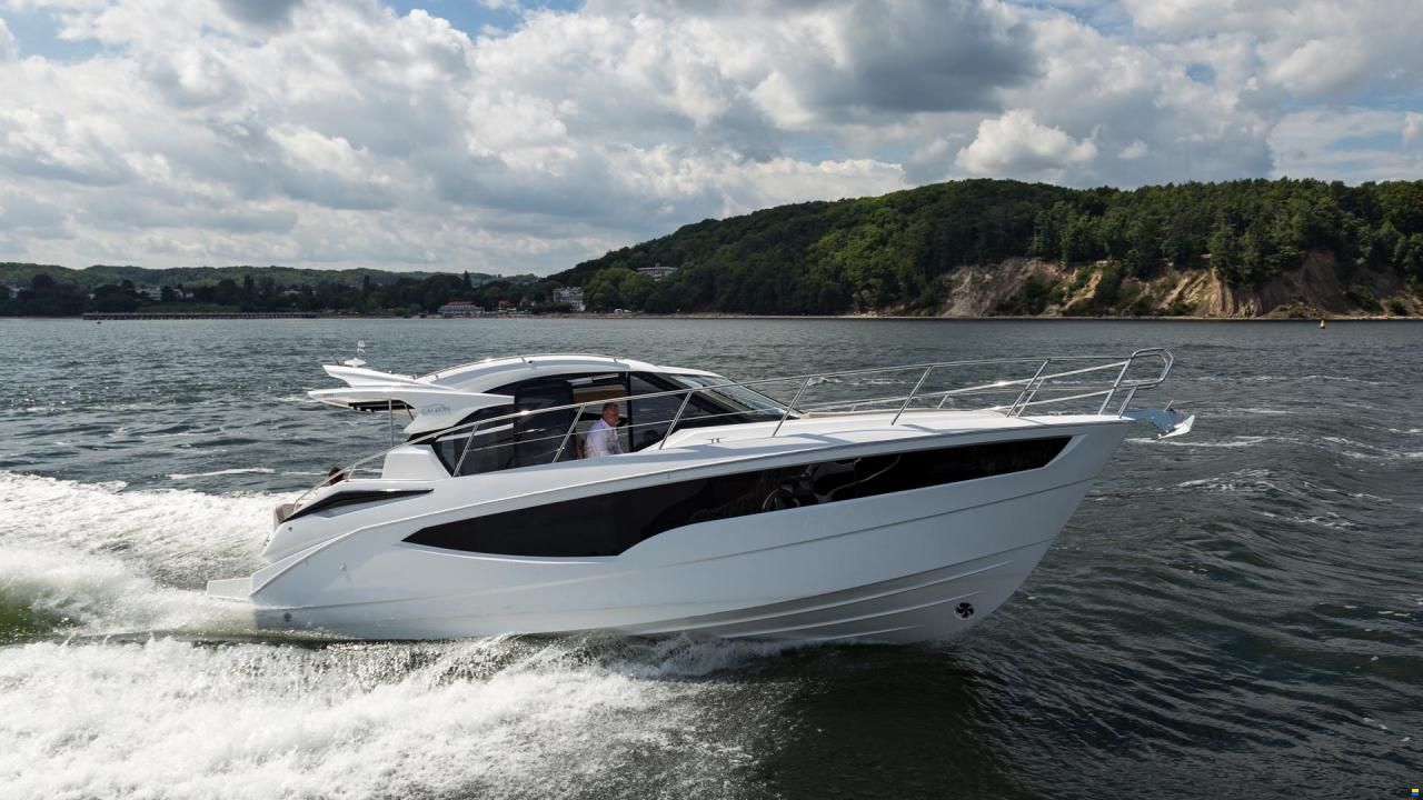 Galeon 370 HTC