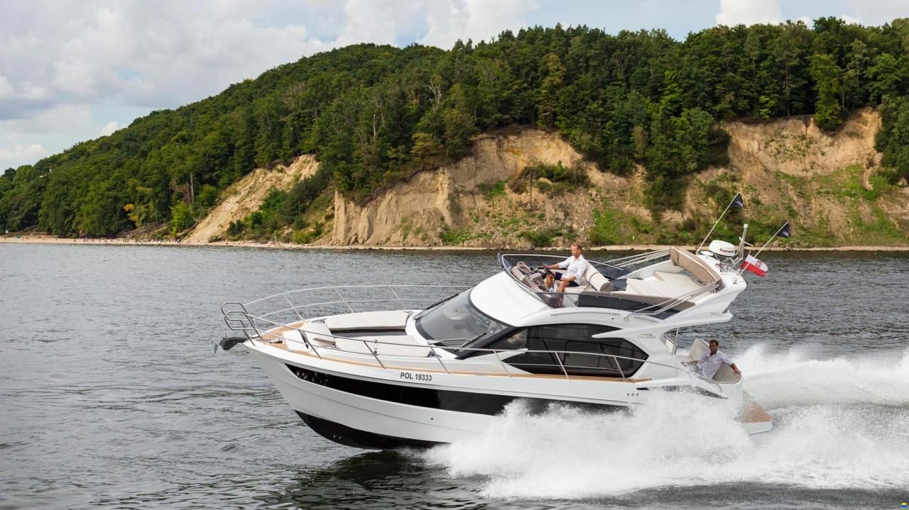Galeon 360 FLY