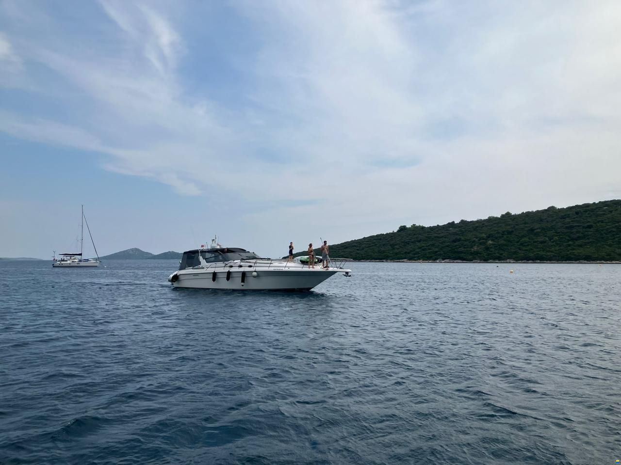 Sea Ray 440 SD