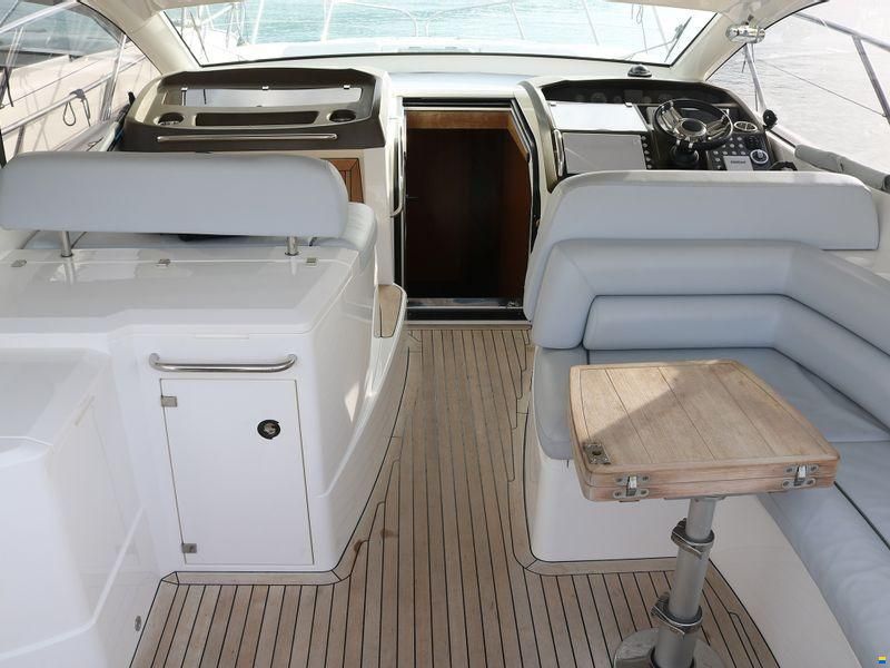 Sunseeker Portofino 40