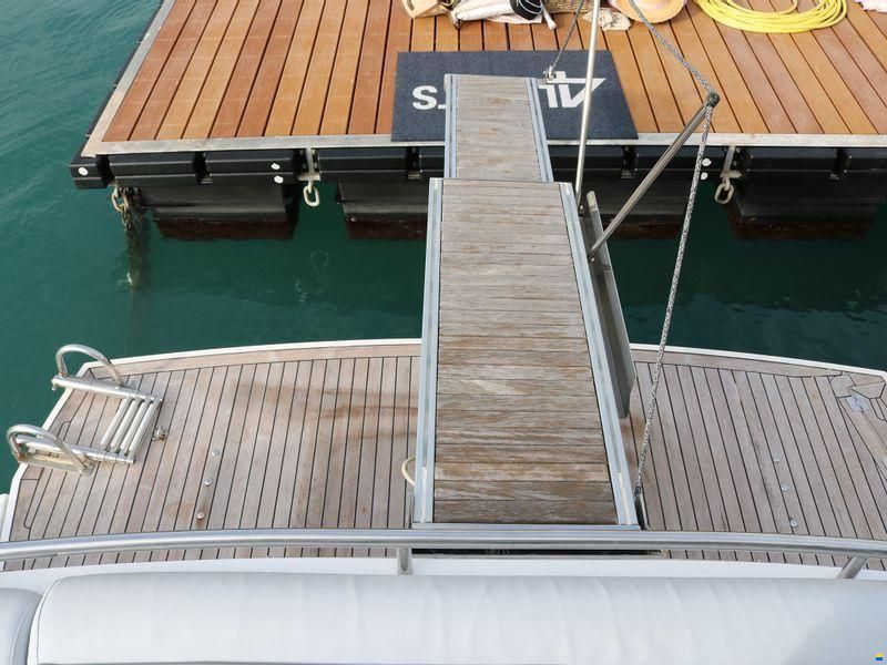 Sunseeker Portofino 40