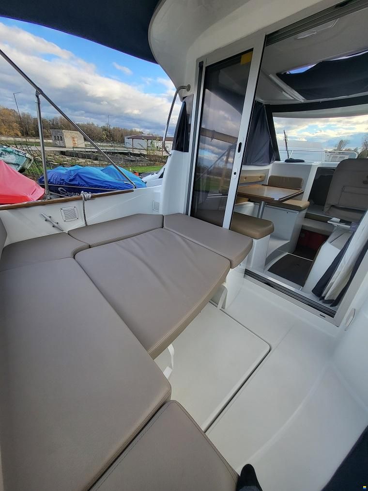 Beneteau Antares 6.8