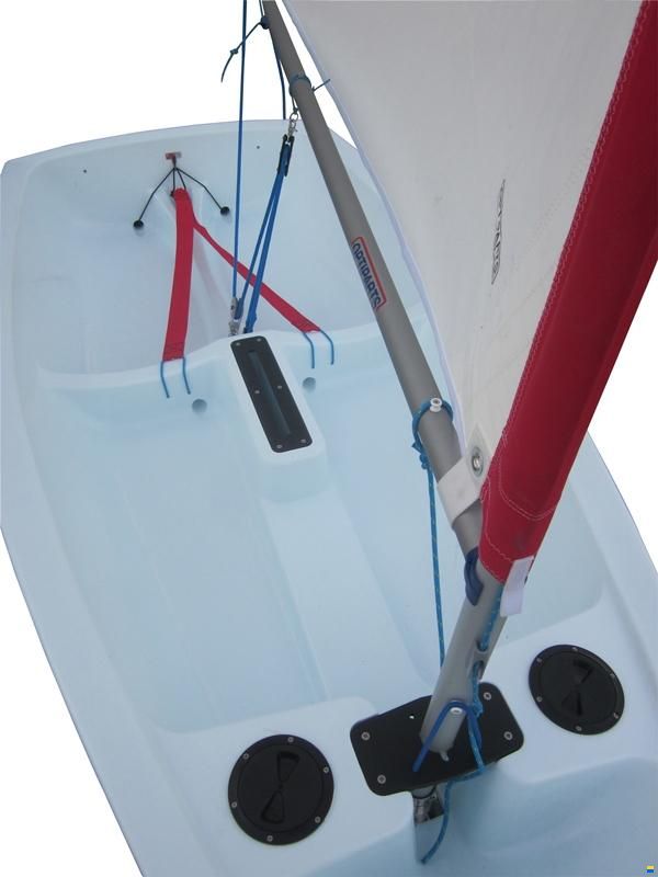 Sailqube Optimist école
