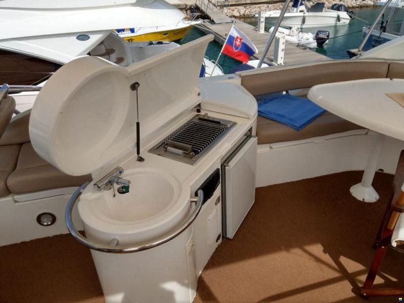 Fairline Phantom 50 Fly