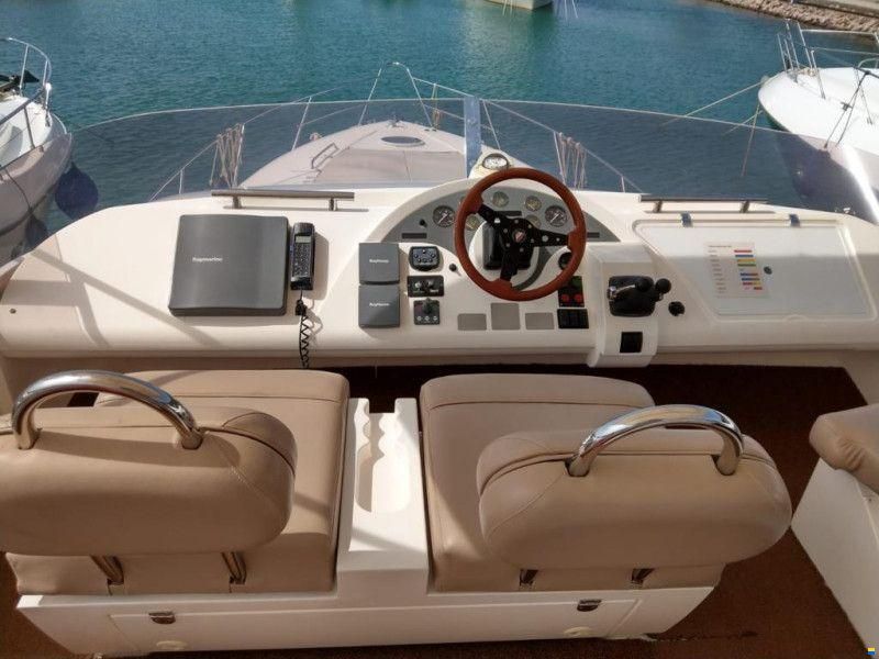 Fairline Phantom 50 Fly