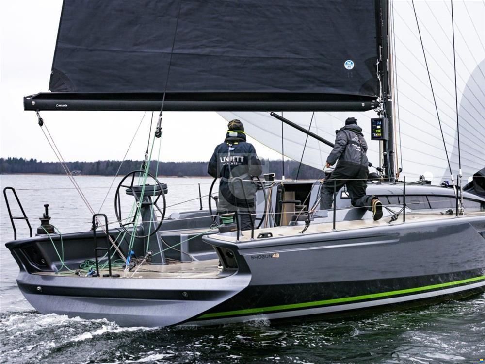 Shogun Yachts 43
