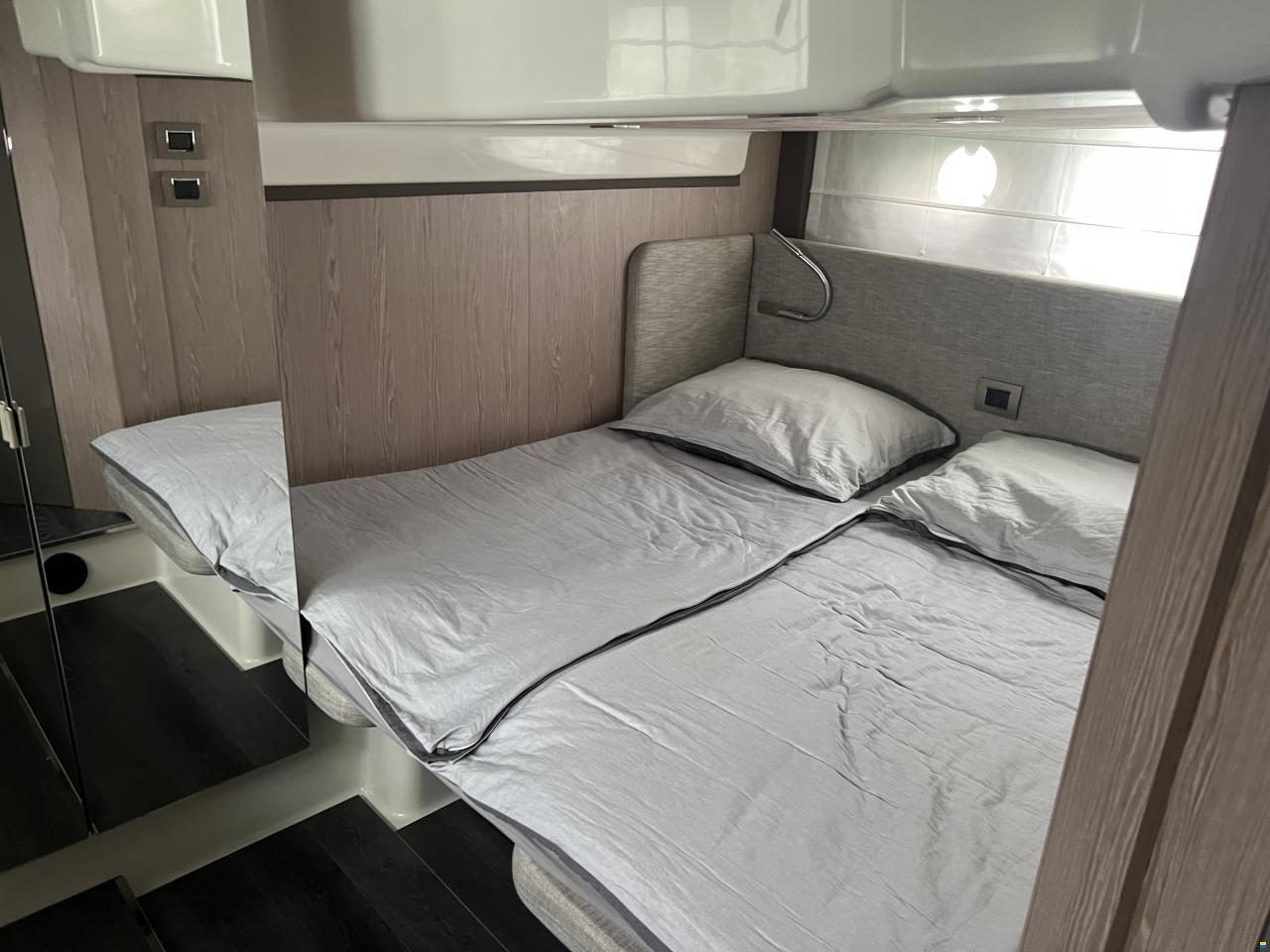 Cranchi M44 HT