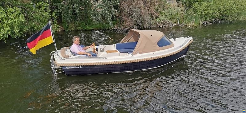 Interboat 17