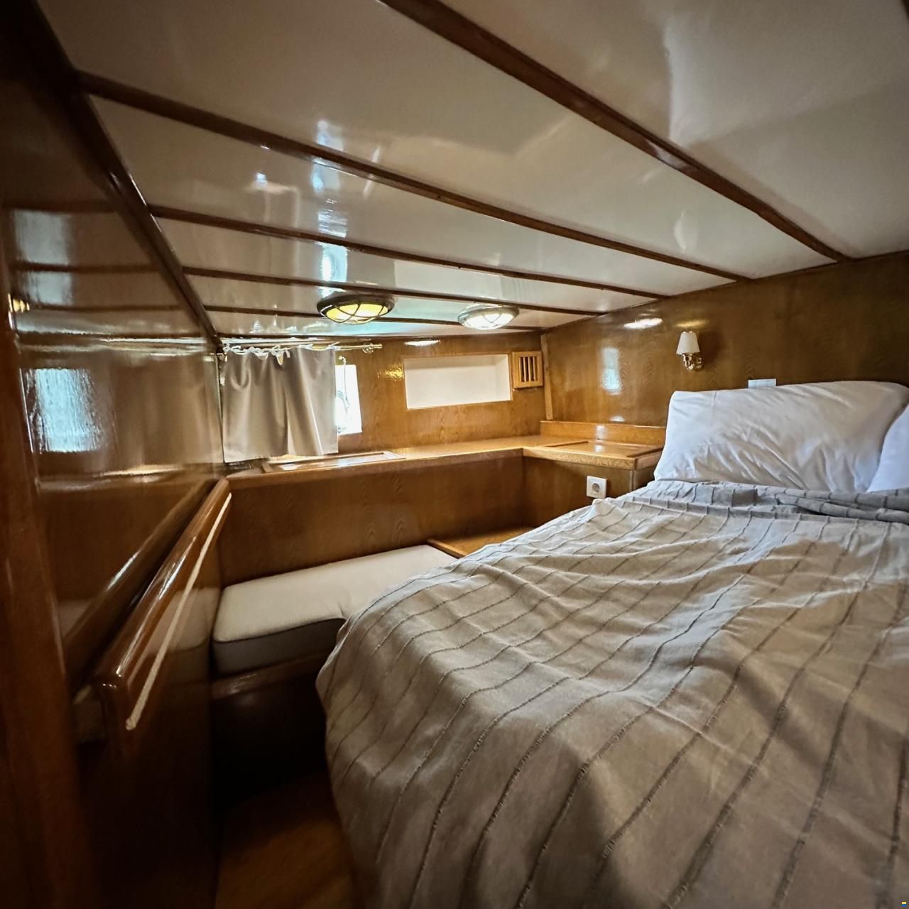Viking Marin Caicco