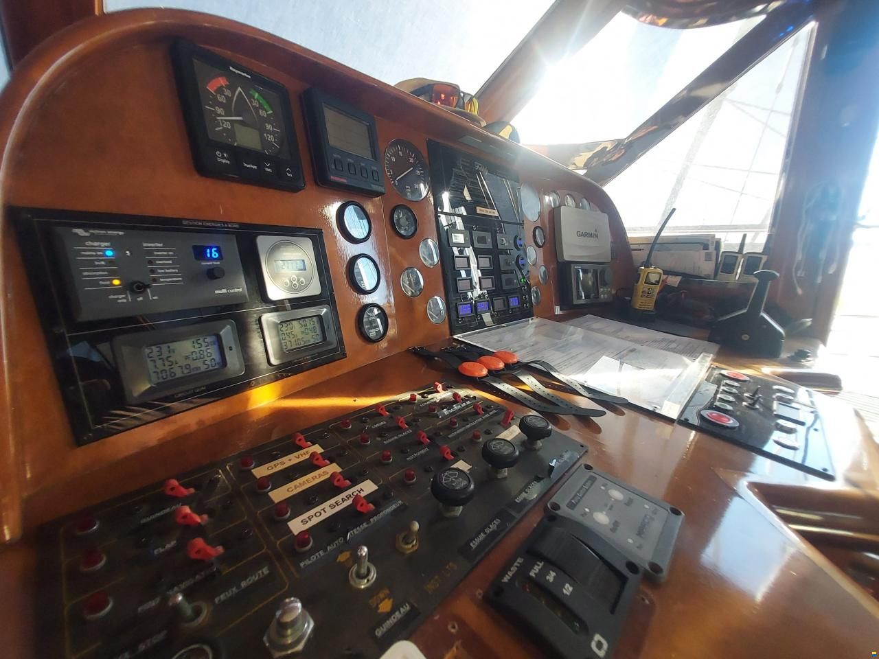 PRESIDENT MARINE LTD PRESIDENT 585 NEW L