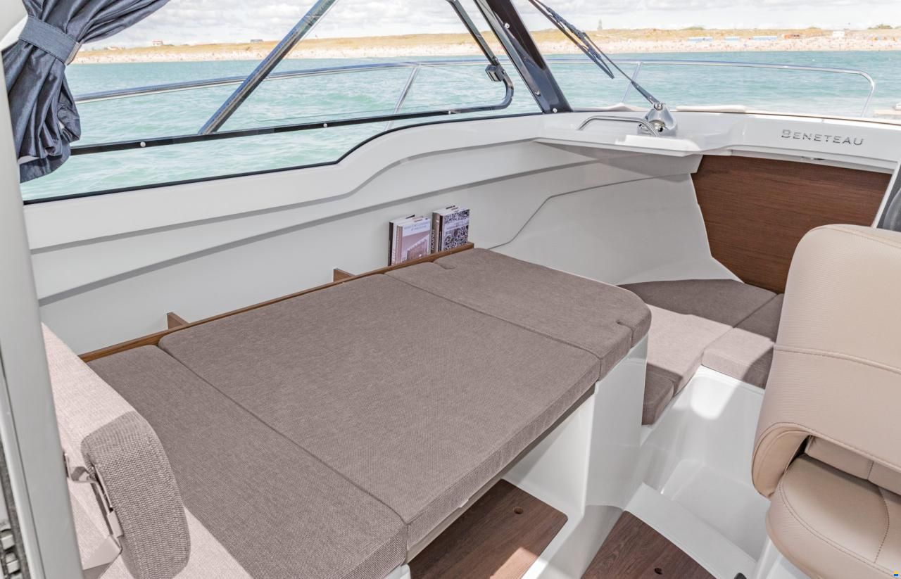 Beneteau Antares 7 OB, 2026 NEW BOAT