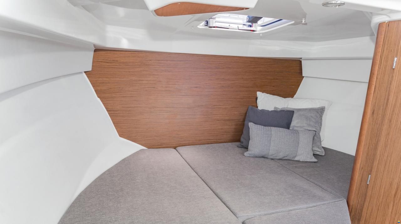 Beneteau Antares 7 OB, 2026 NEW BOAT