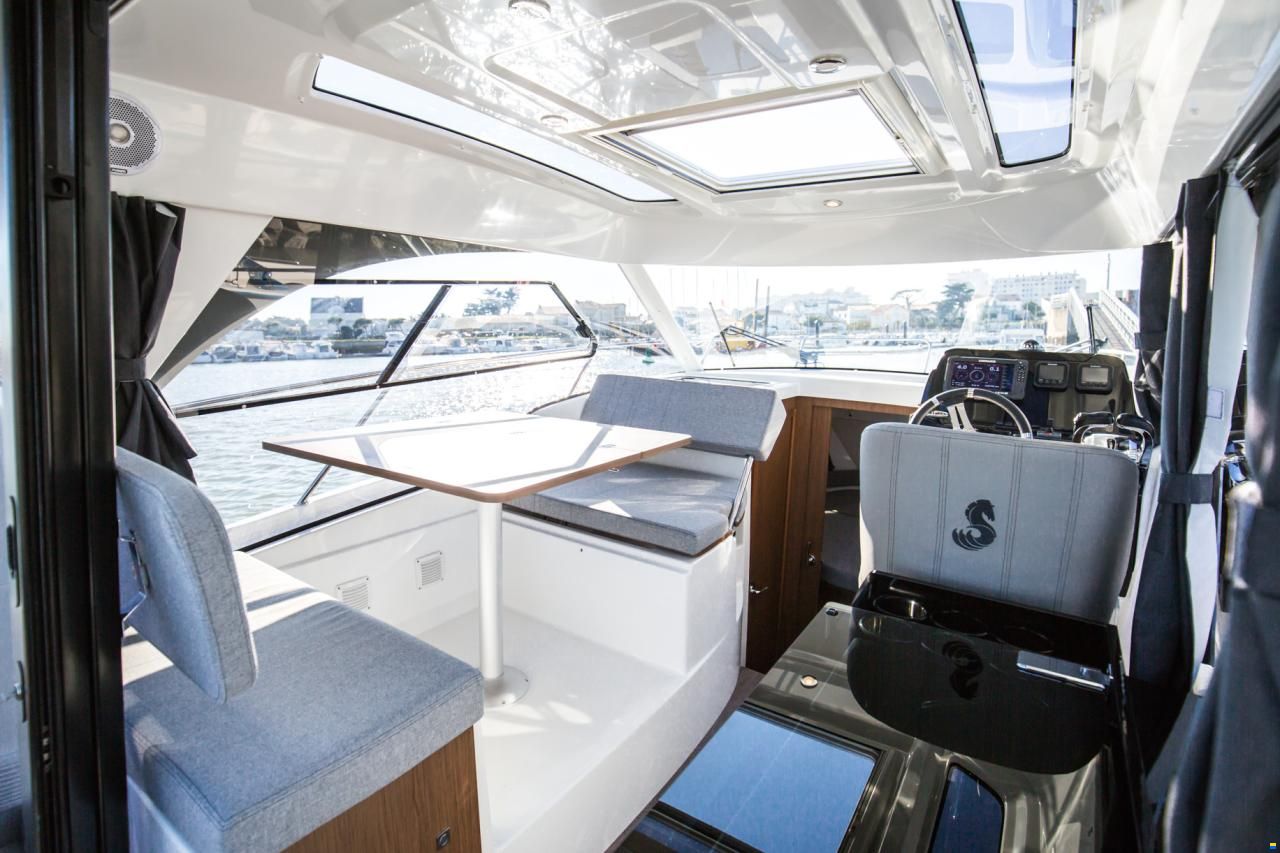 Beneteau Antares 9 OB, 2026 NEW BOAT
