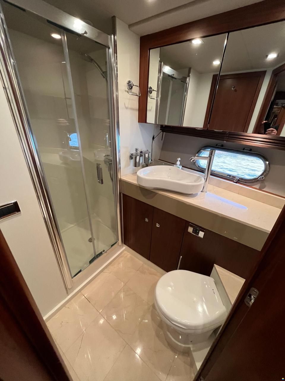 Sunseeker Predator 60