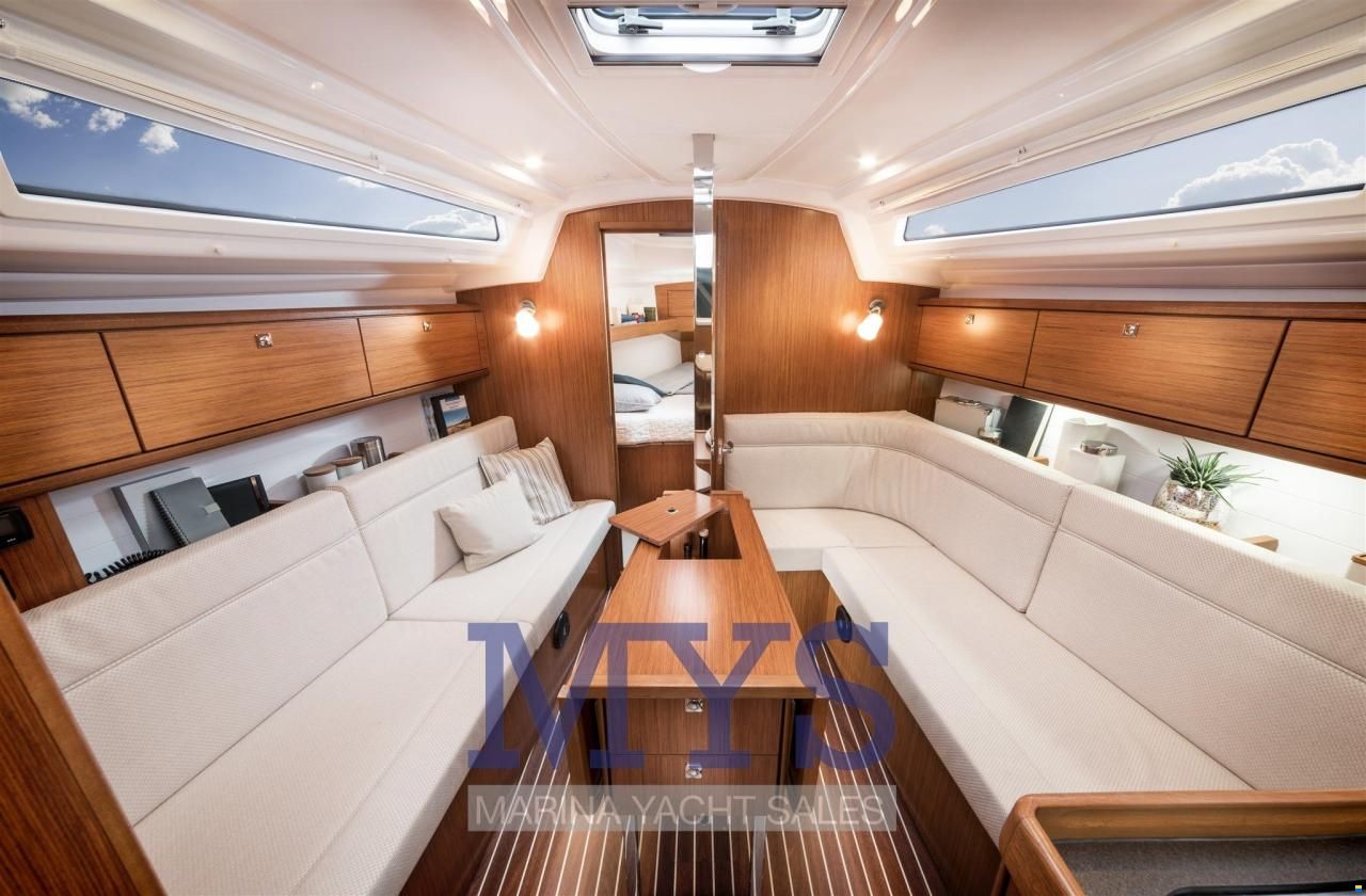 Bavaria CRUISER 34