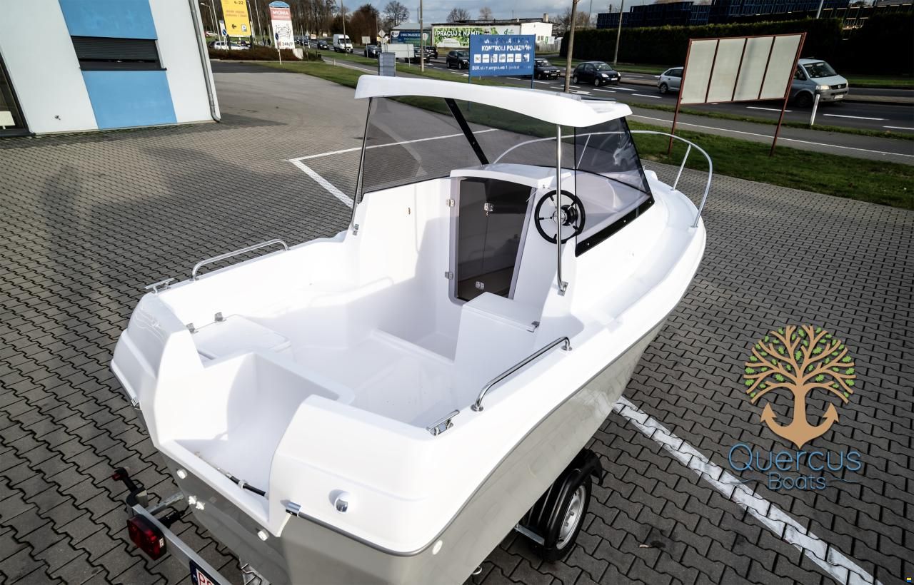 Quercus 480 Pilothouse