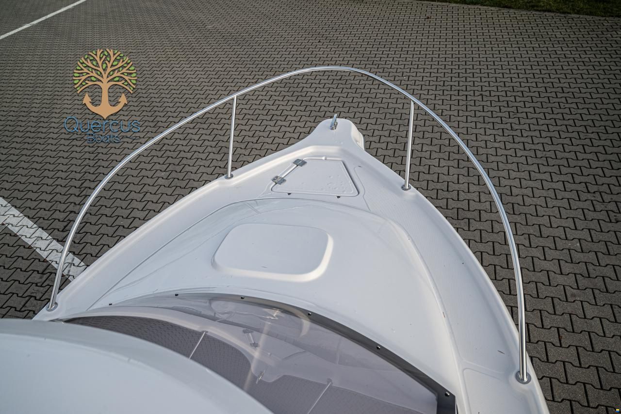 Quercus 480 Pilothouse