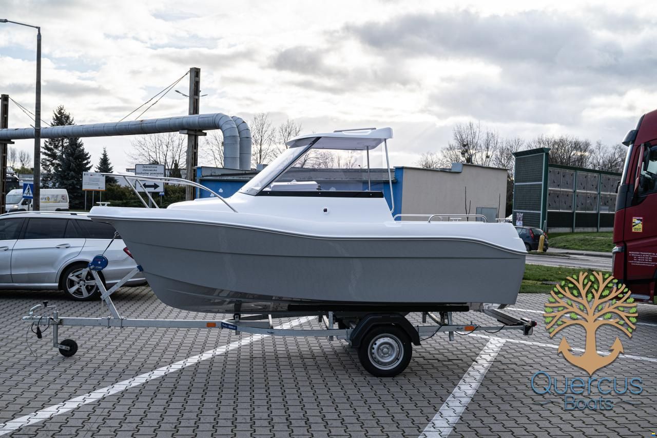 Quercus 480 Pilothouse