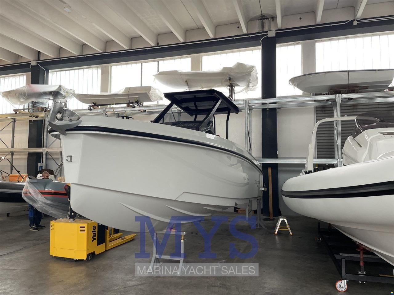 Protagon 25 Motorboot + Yamaha 300PS bei Seaside Boote kaufen