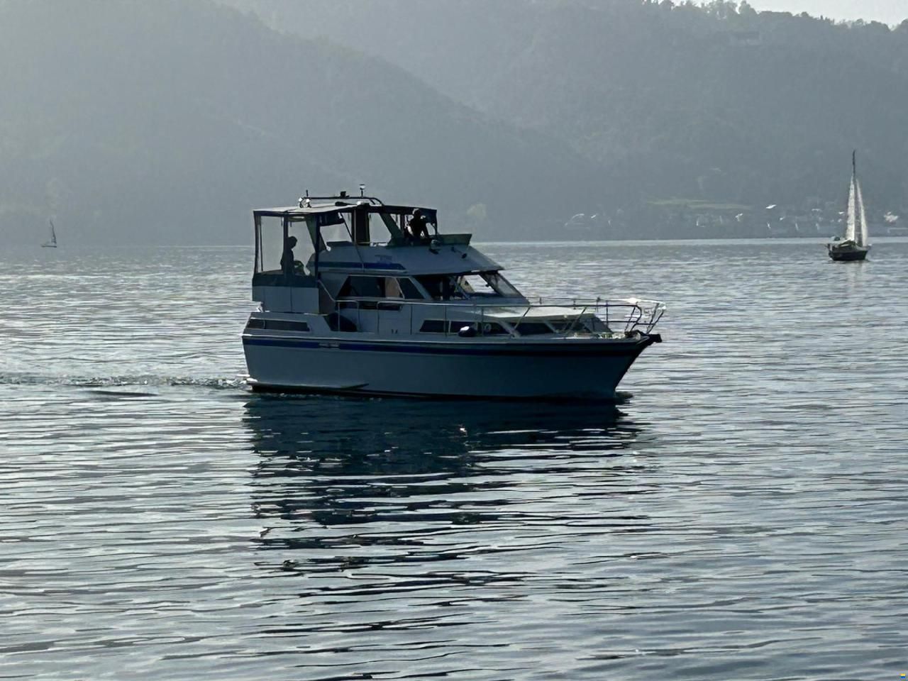 Neptunus 106 Fly bridge
