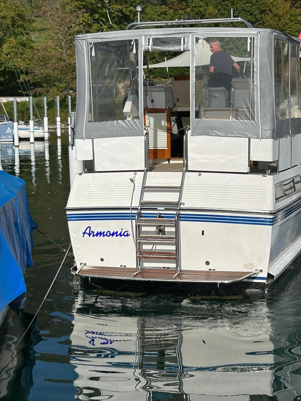 Neptunus 106 Fly bridge