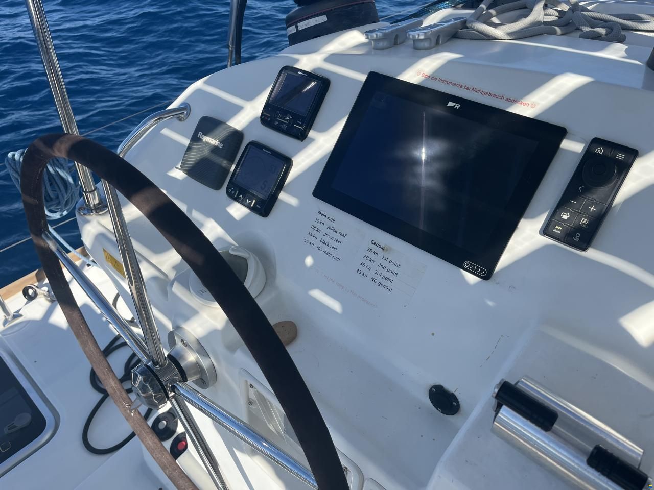 Lagoon 400 S2 Hybrid