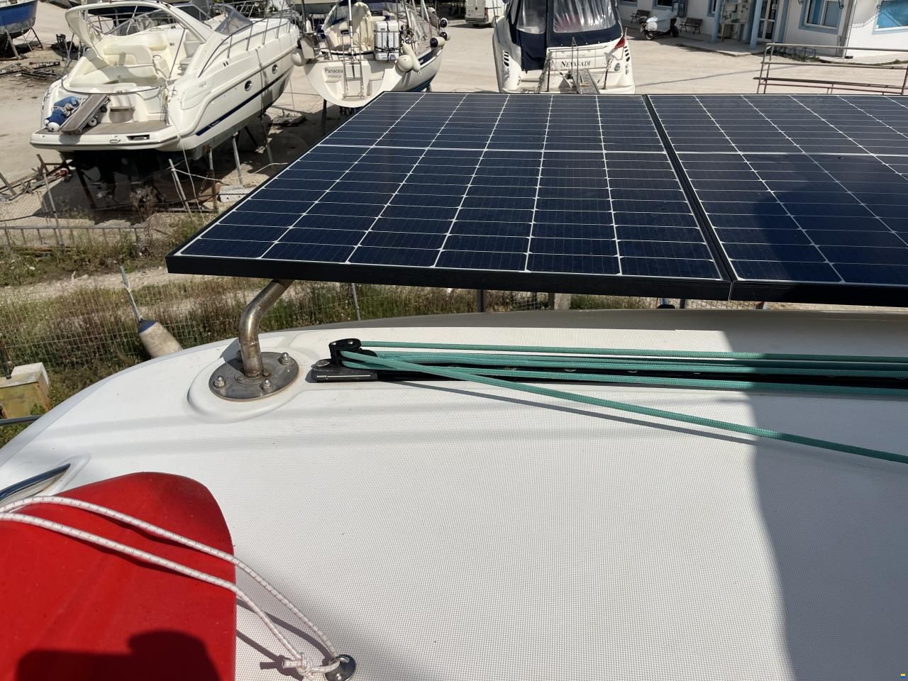 Lagoon 400 S2 Hybrid