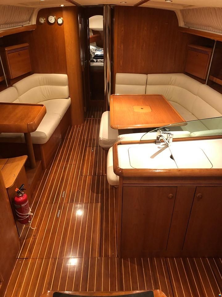 Jeanneau Sun Odyssey 43 Legende