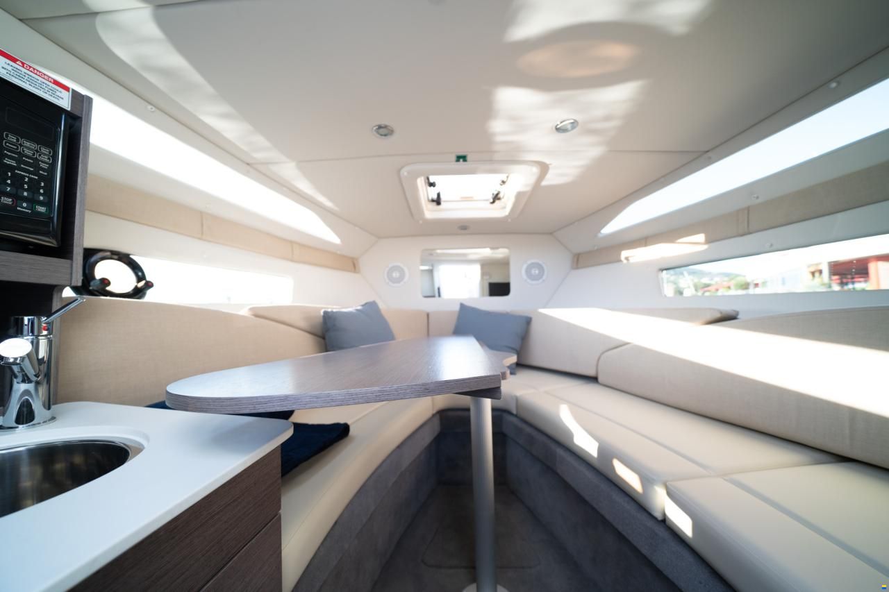 Bayliner Ciera 8