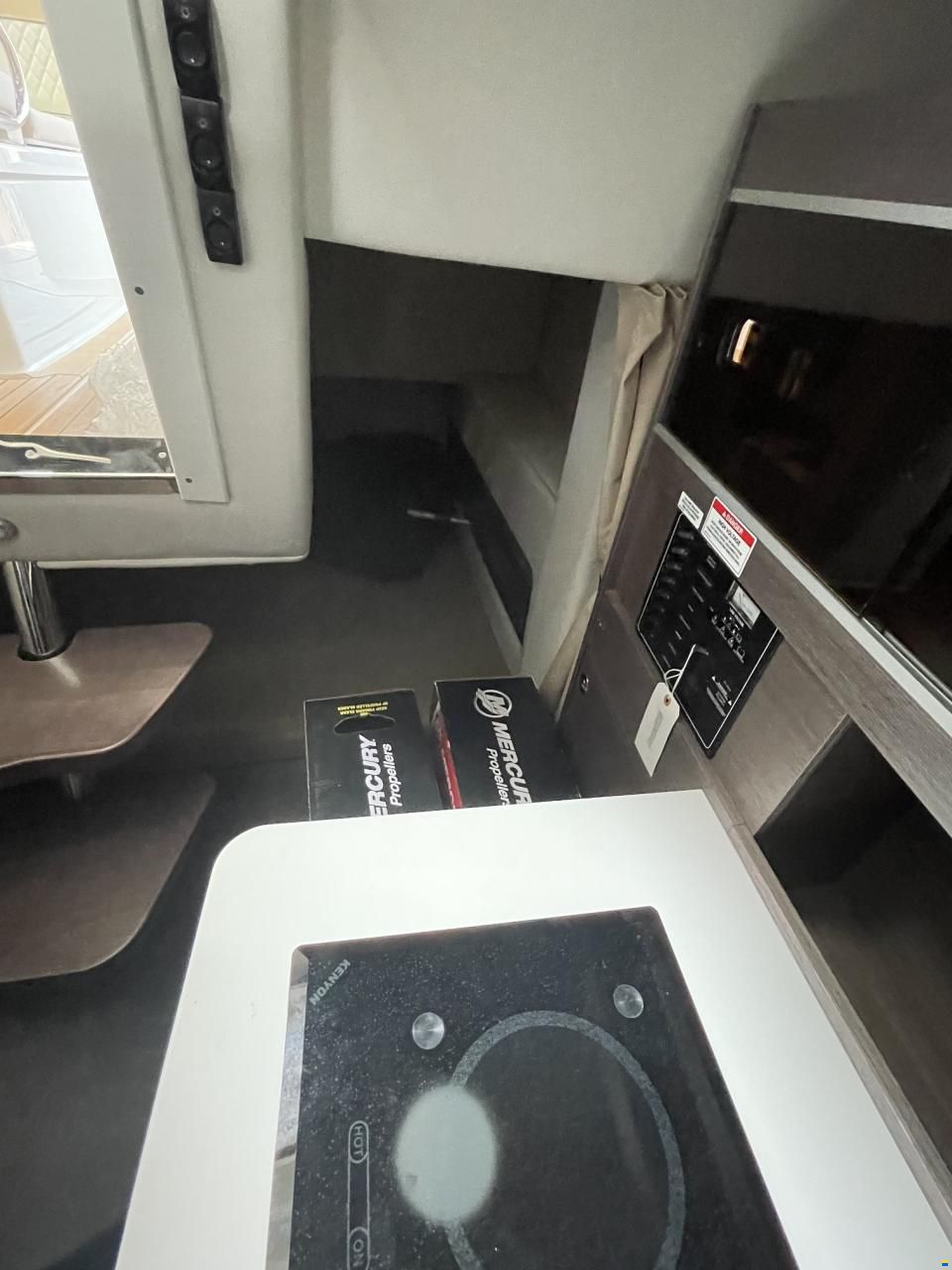Bayliner Ciera 8