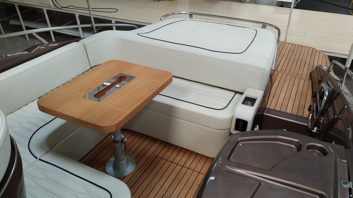 Cranchi Endurance 30