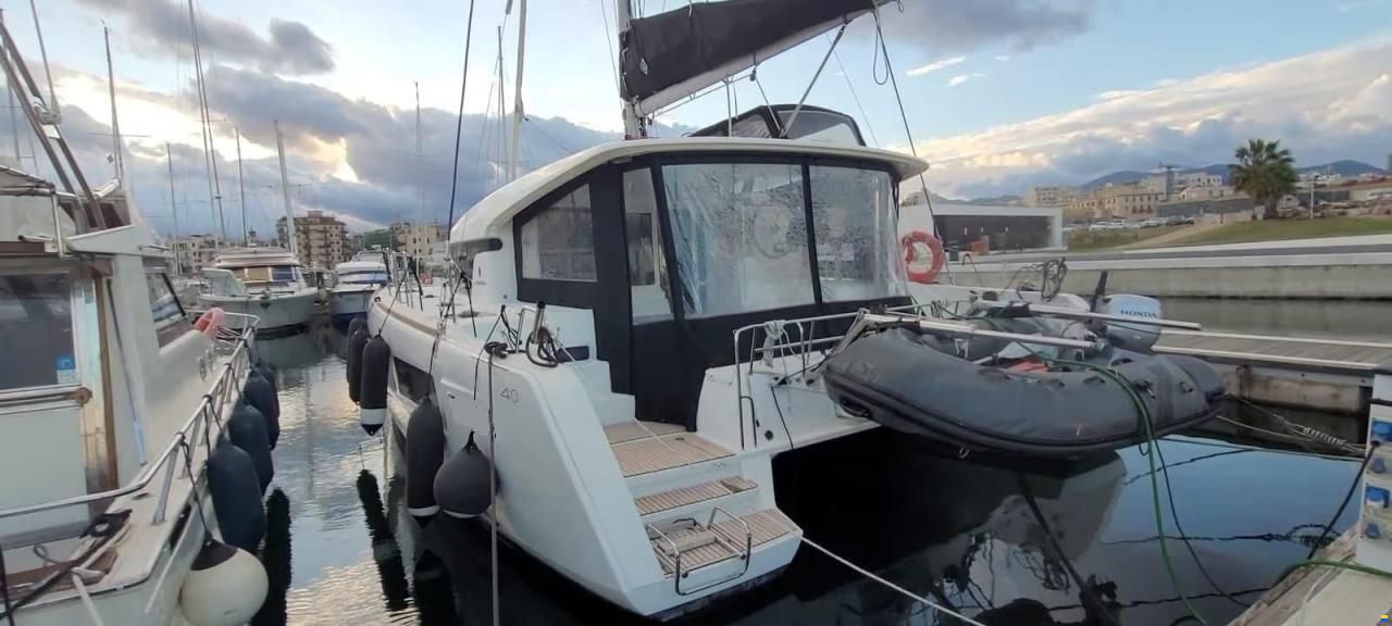 Lagoon 40