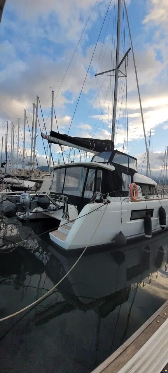 Lagoon 40
