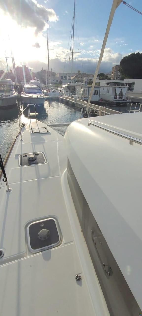 Lagoon 40
