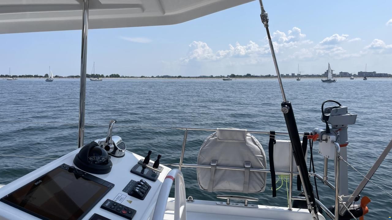Hanse 548