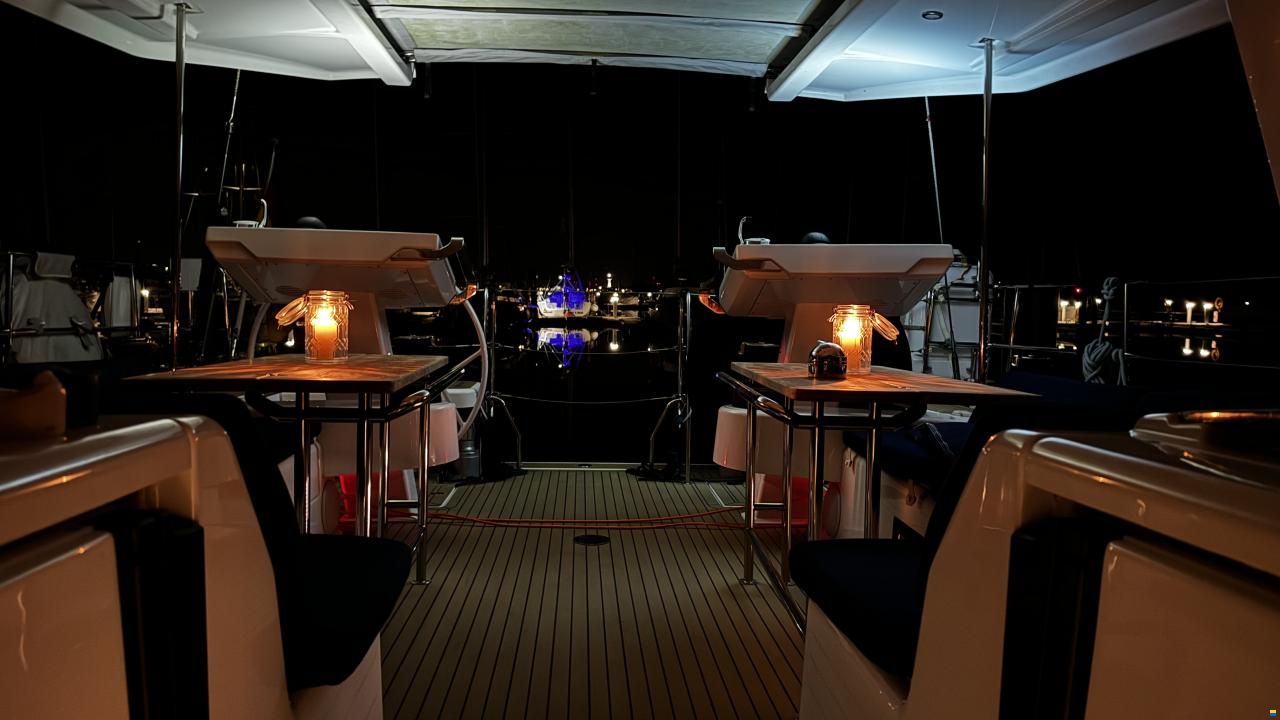 Hanse 548