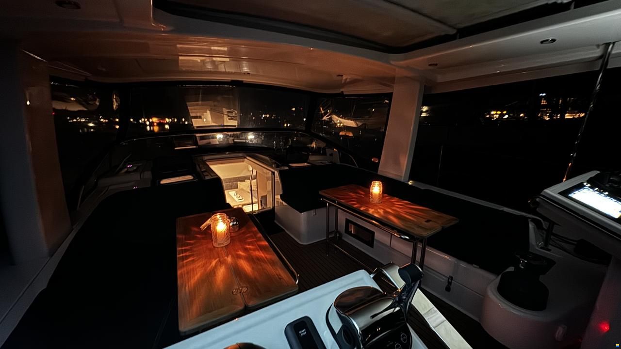 Hanse 548