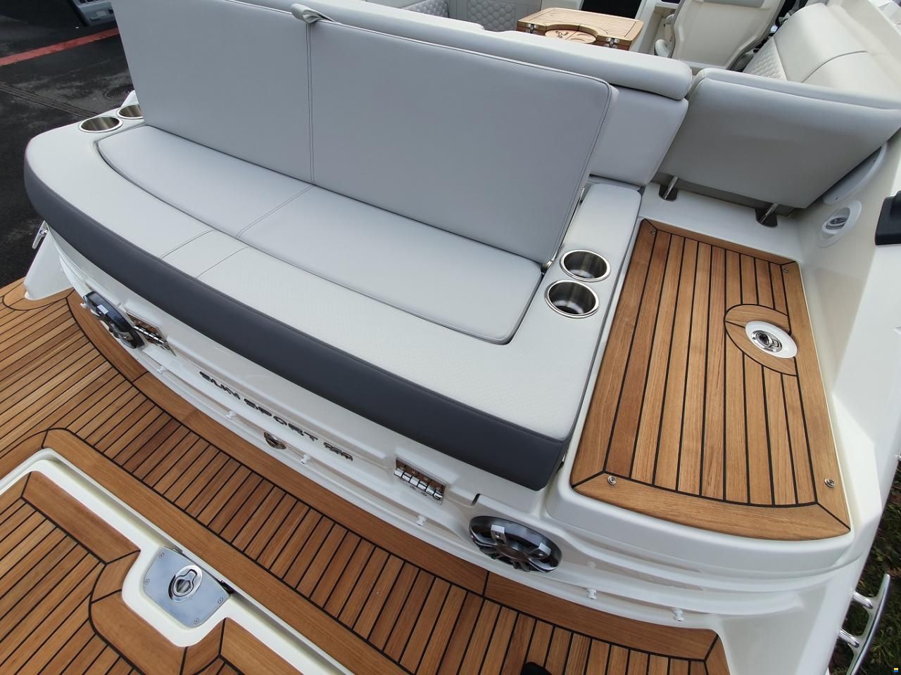 Sea Ray Sun Sport 250 Europe