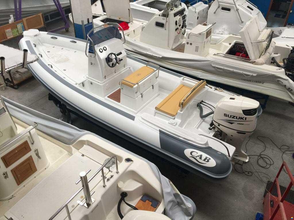 CAB Dorado 660