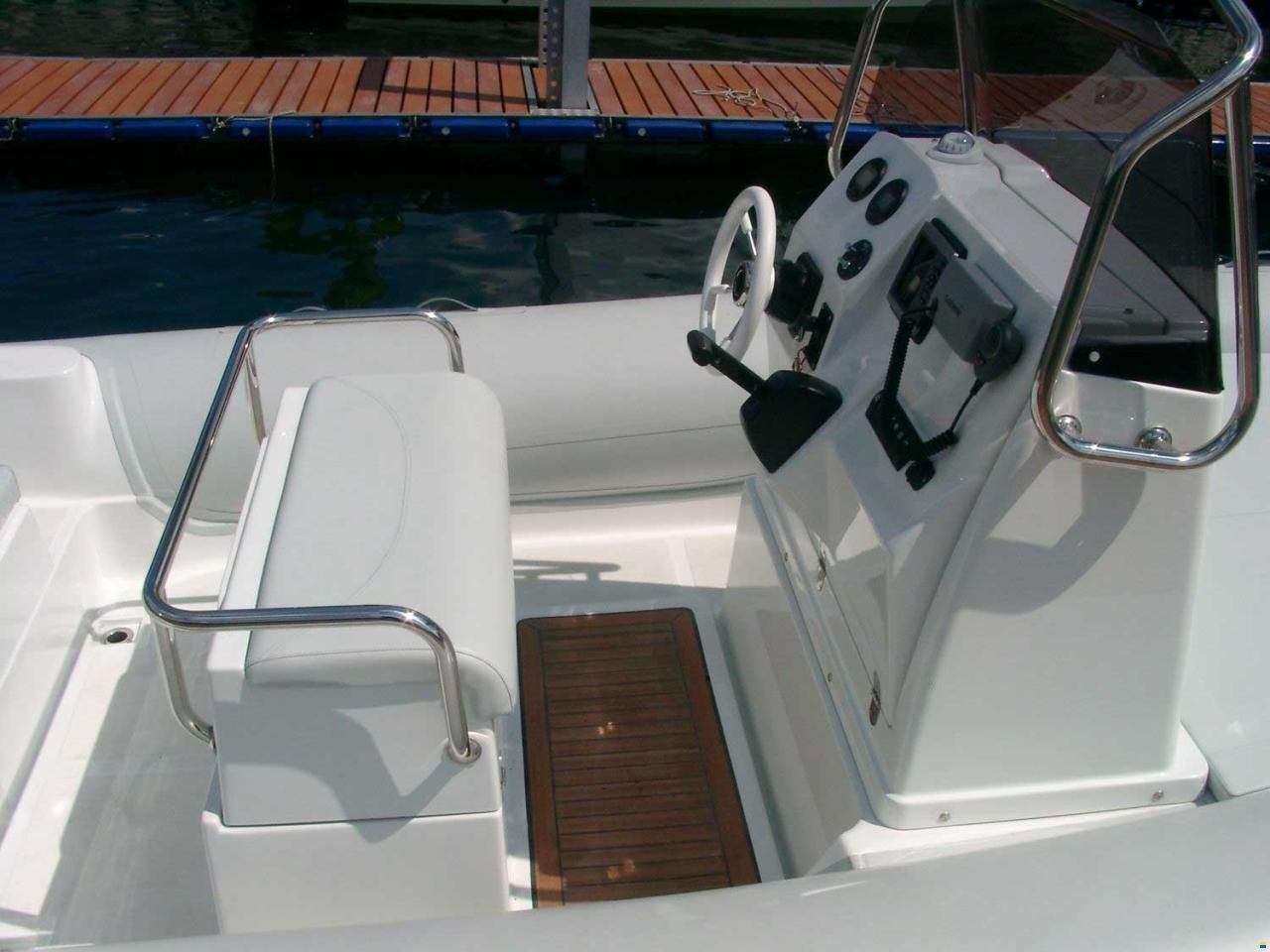 CAB Dorado 660