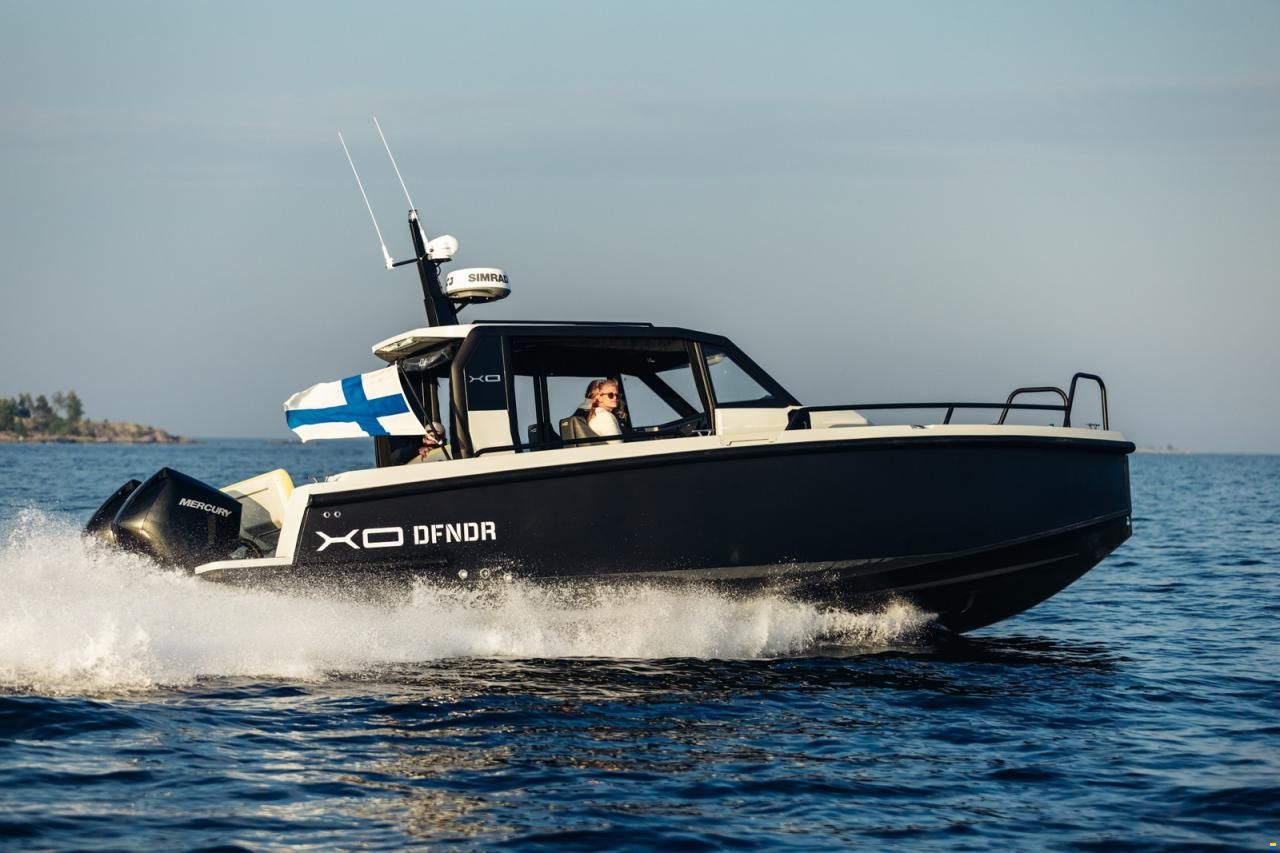XO Boats DFNDR 9