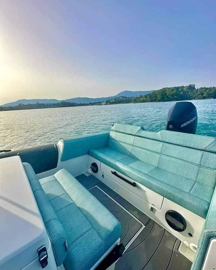 Hydrohulls HH8