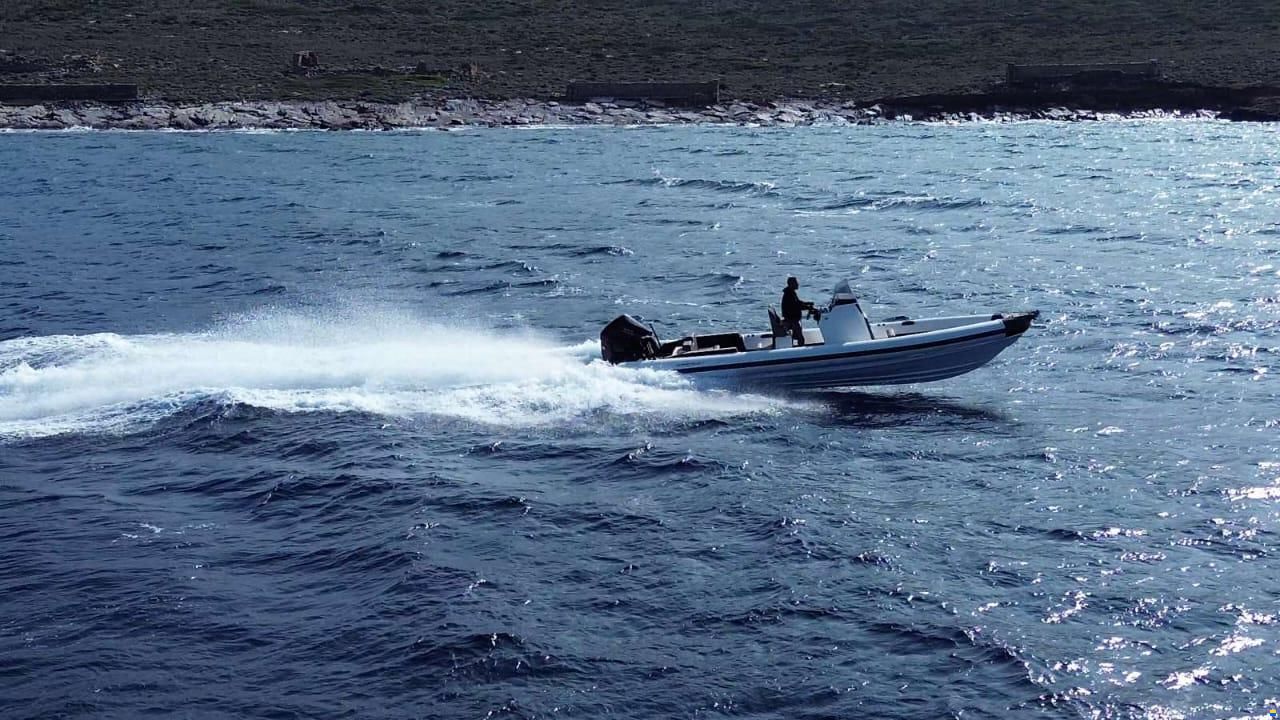 Hydrohulls HH8