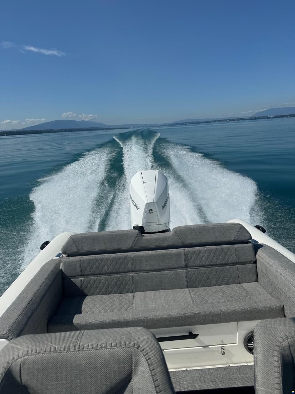 Hydrohulls HH8