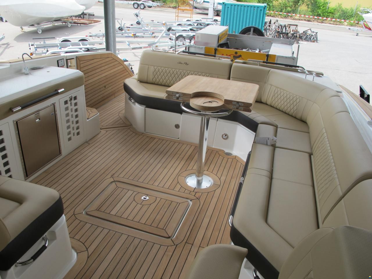 Sea Ray 400 SLX