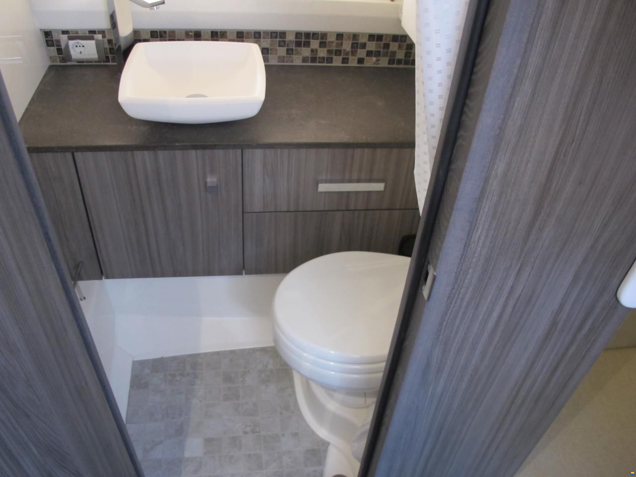 Sea Ray 400 SLX