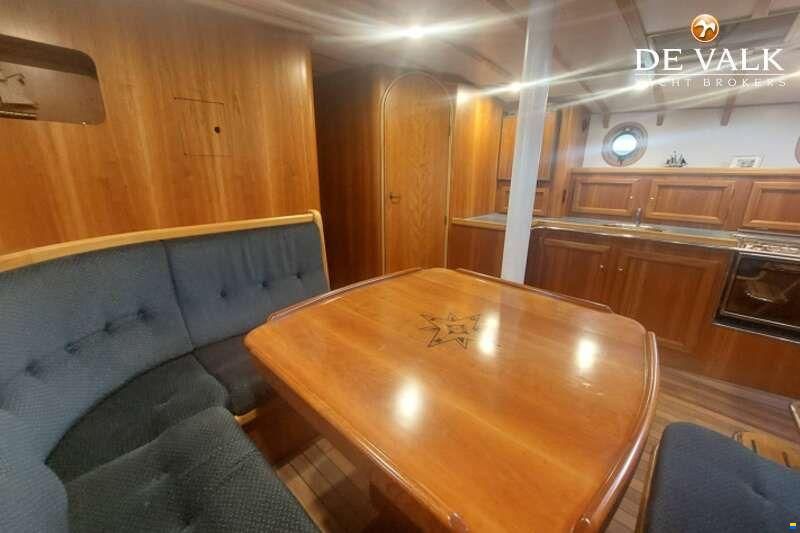 Beeldsnijder Pilothouse Schoener 50